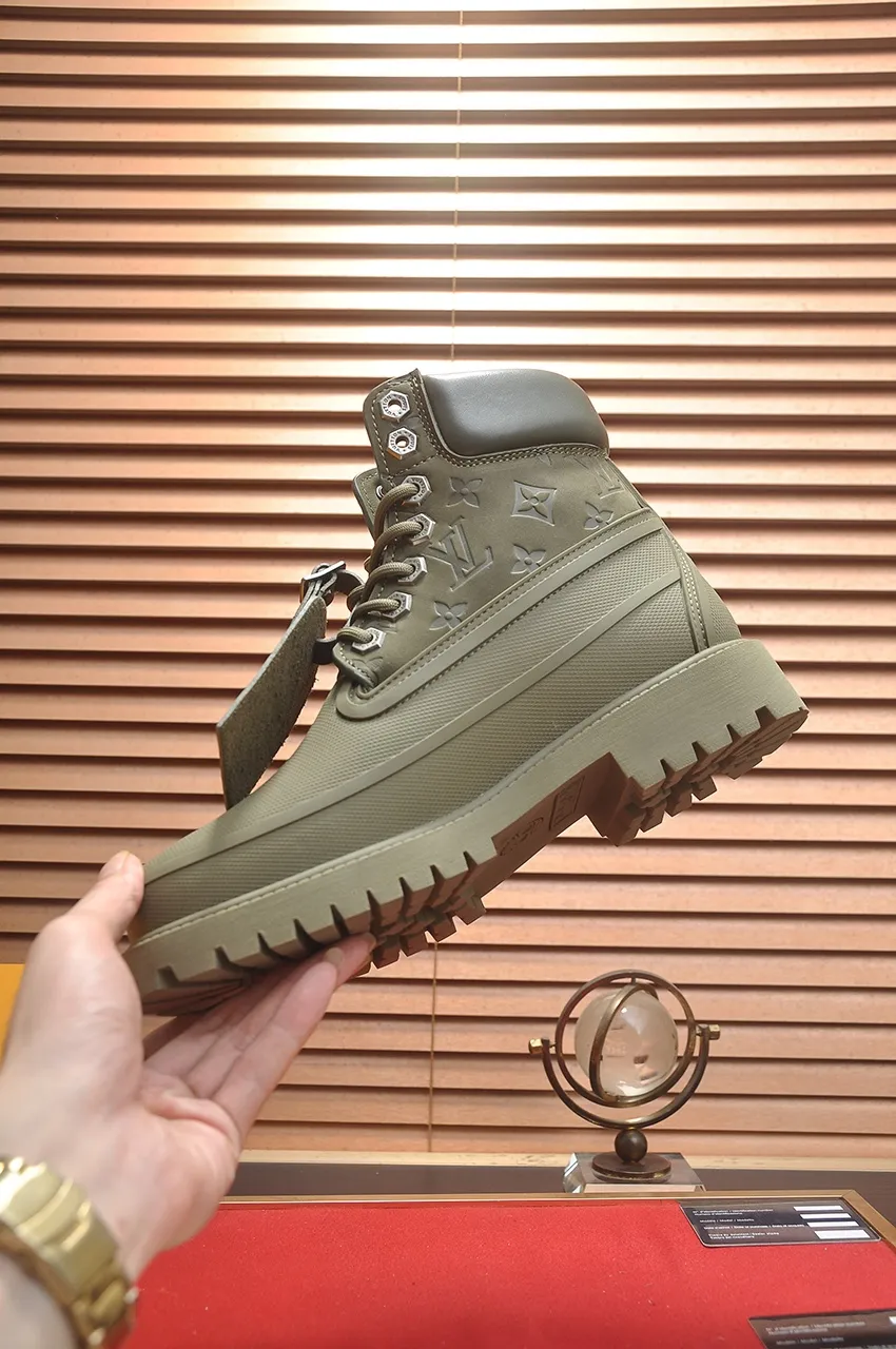 Men's men's shoes💰760💶[LOUIS VUITTON] new original order🍀LV Louis Vuitton* - top version of LV classic trendy shoes! Use imported original LV fabric with rubber surface, breathable mesh lining and original wear-resistant rubber foam outsole! High quality products! Code number 39-45 (46·47 customized)